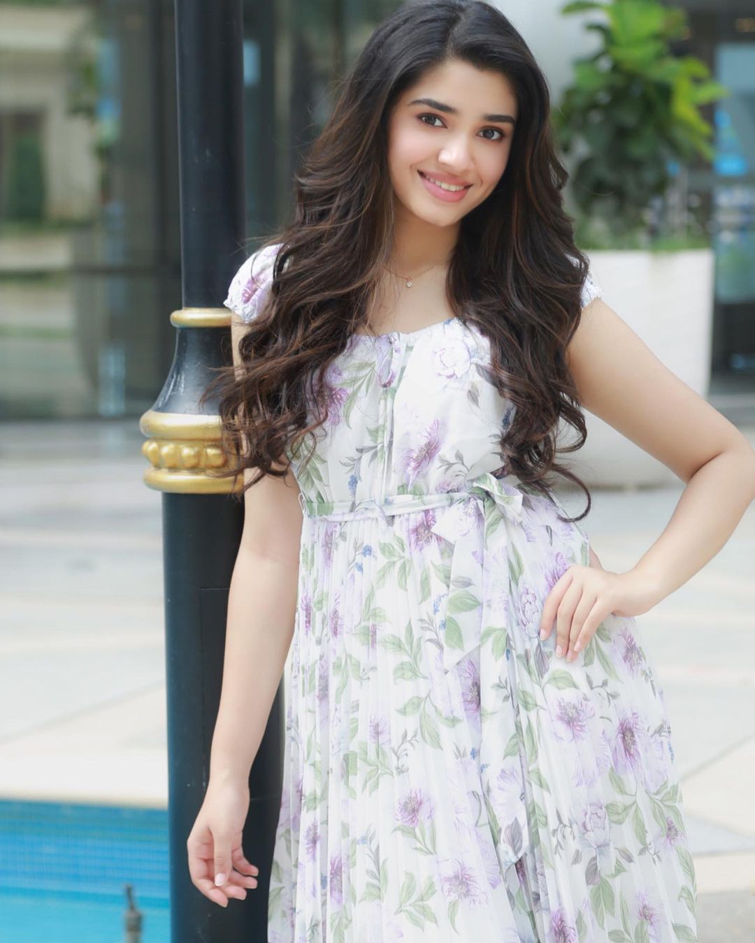 Actress krithi shetty hot photos in white gown