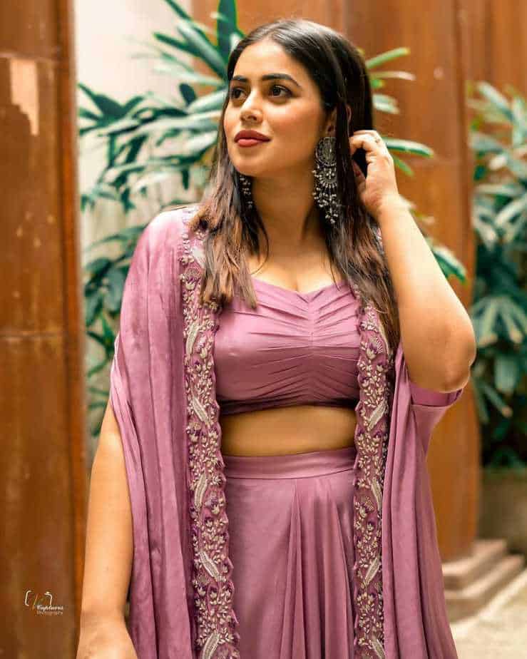 Actress poorna hot photos in purple varied modern dress