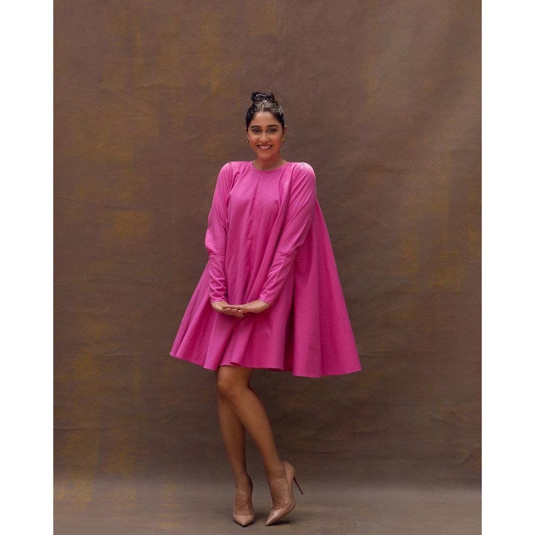 Actress regina cassandra hot photos in xxl size top dress