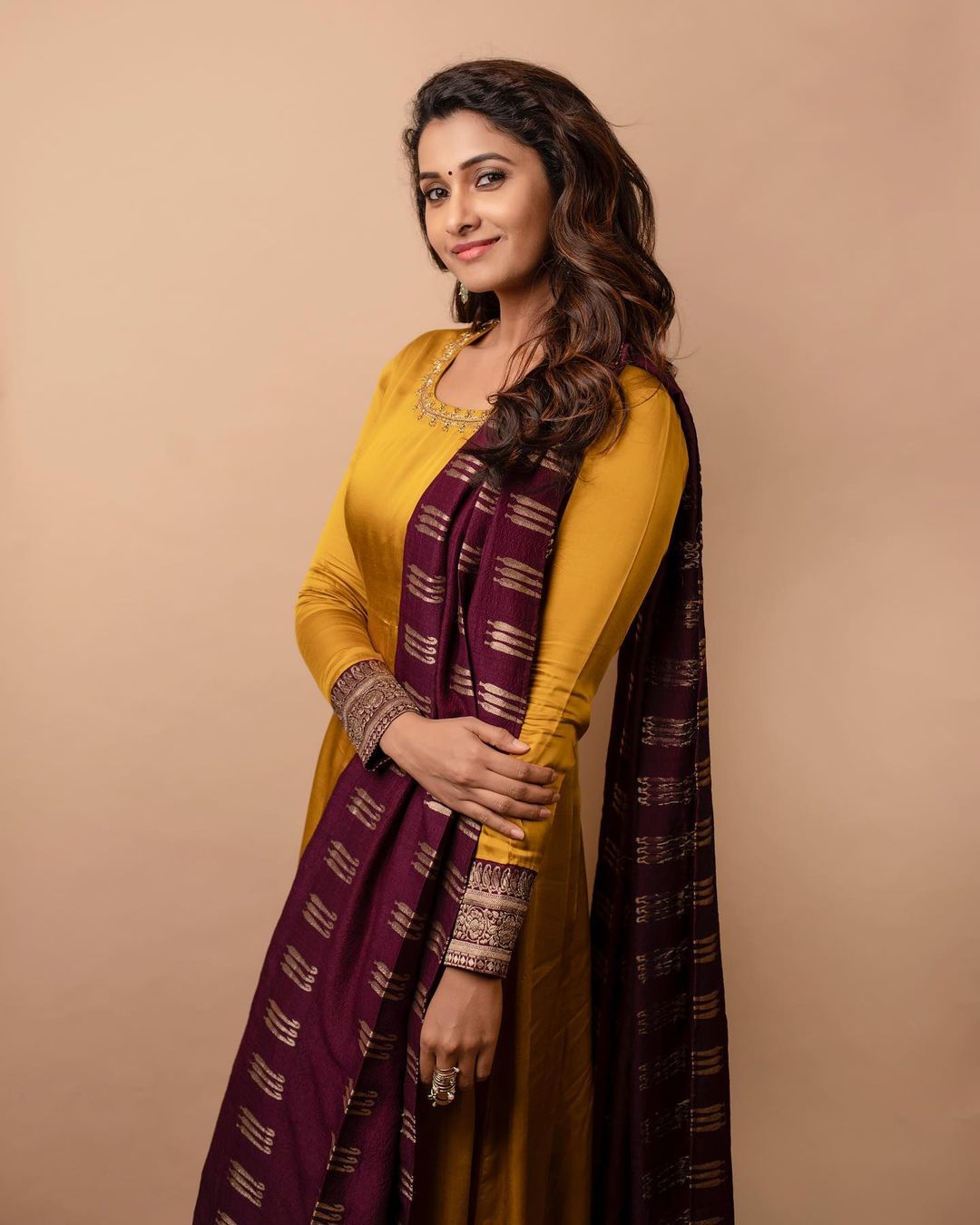 Actress priya bhavani shankar hot photos in chudithar wear