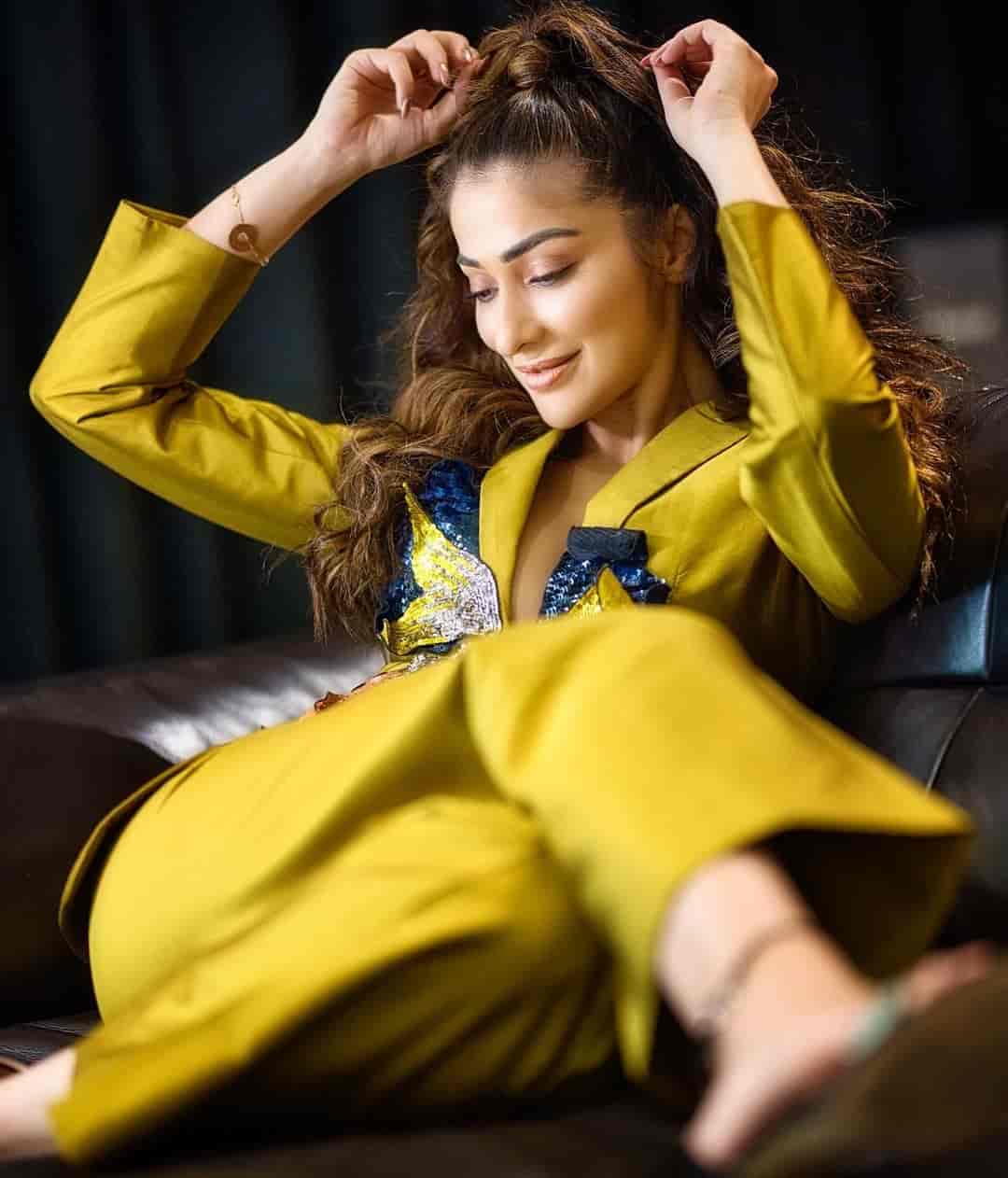 Actress rai lakshmi hot photos in modern dress