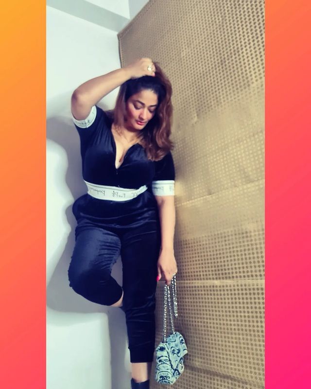 Actress kiran rathod hot photos in modern dress