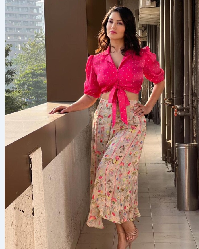 Sunny leone hot photos latest goes viral