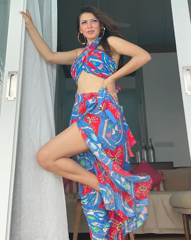 Actress hansika motwani hot photos 1