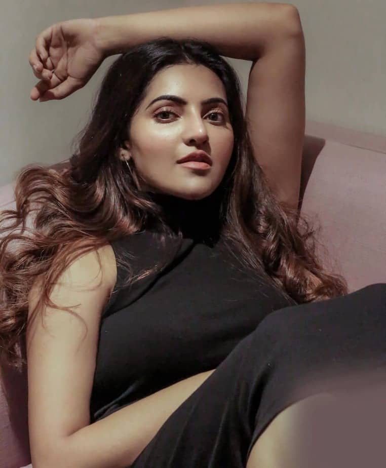 Actress athulya ravi hot photos after plastic surgery