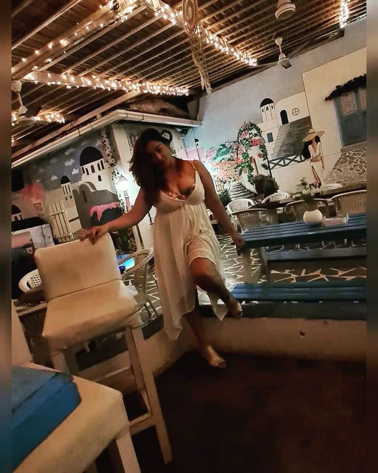 Actress kiran rathod hot photos in dress showing glamour