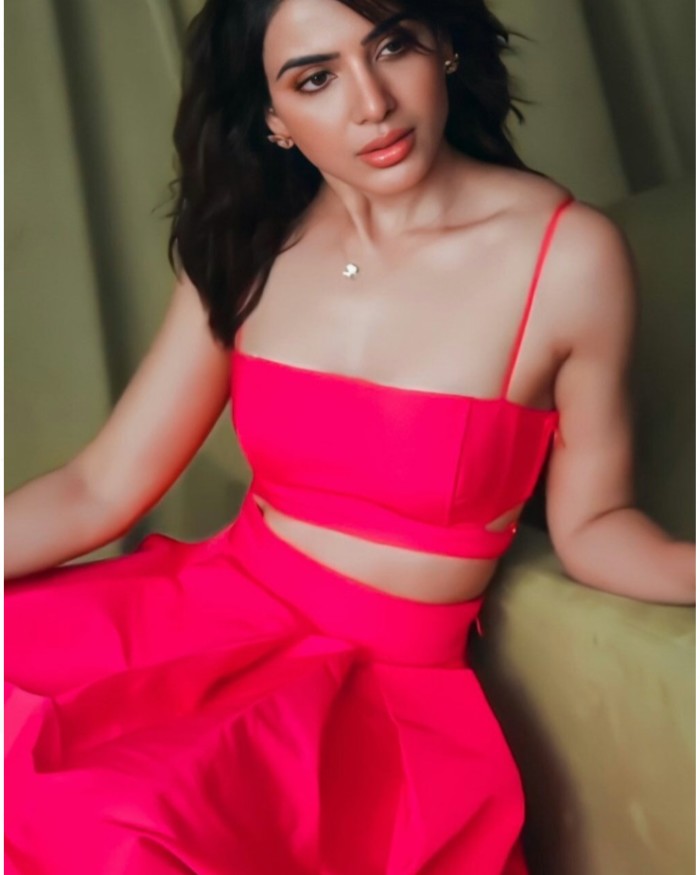 Actress samantha hot photos in pink doll dress