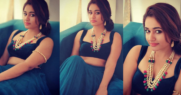 Poonam bajwa woke up glamour photos viral on net