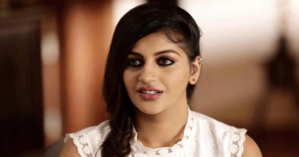 Actress yashika anandh hot photo getting viral