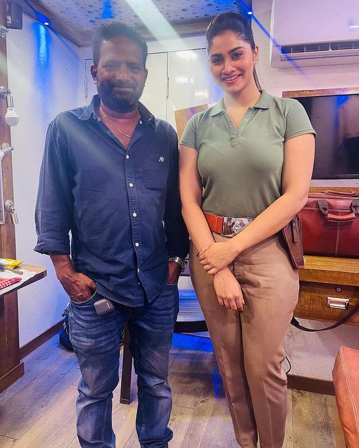 Actress shivani narayanan photo with director ponram sir
