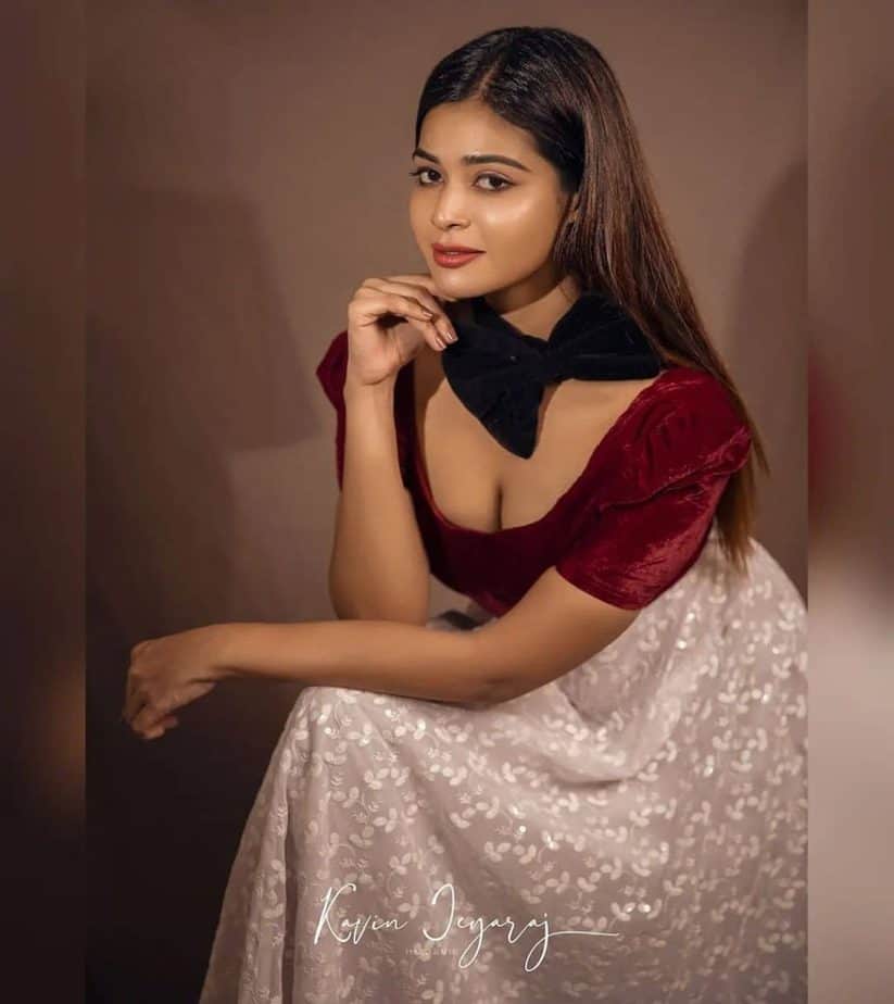 Actress dharsha gupta hot glamour photos posted on social media