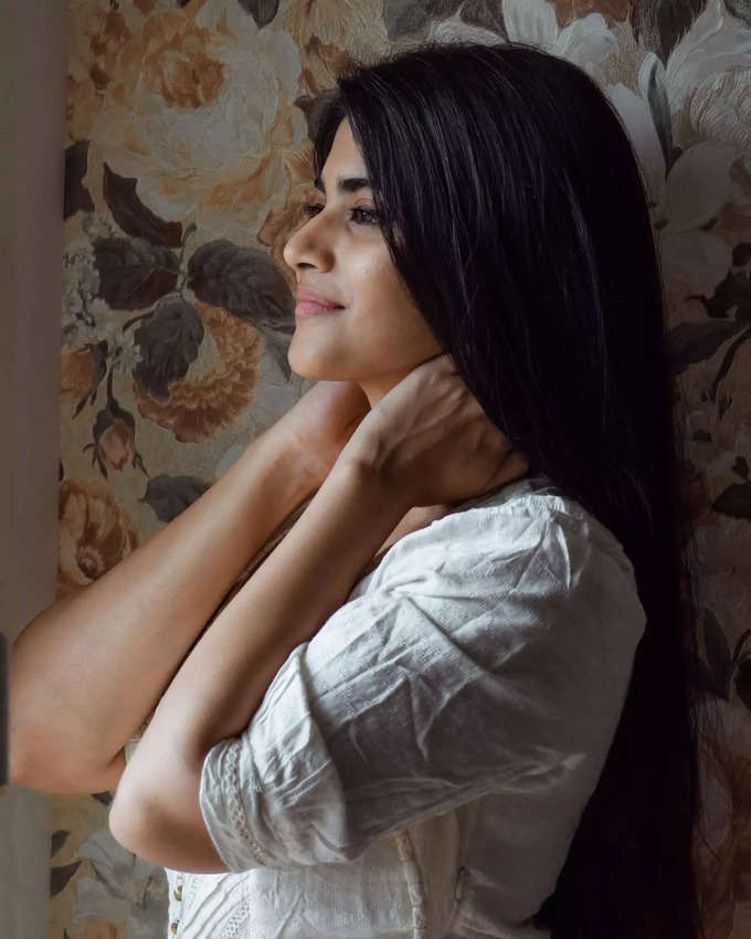 Actress megha akash hot and latest photos viral on internet