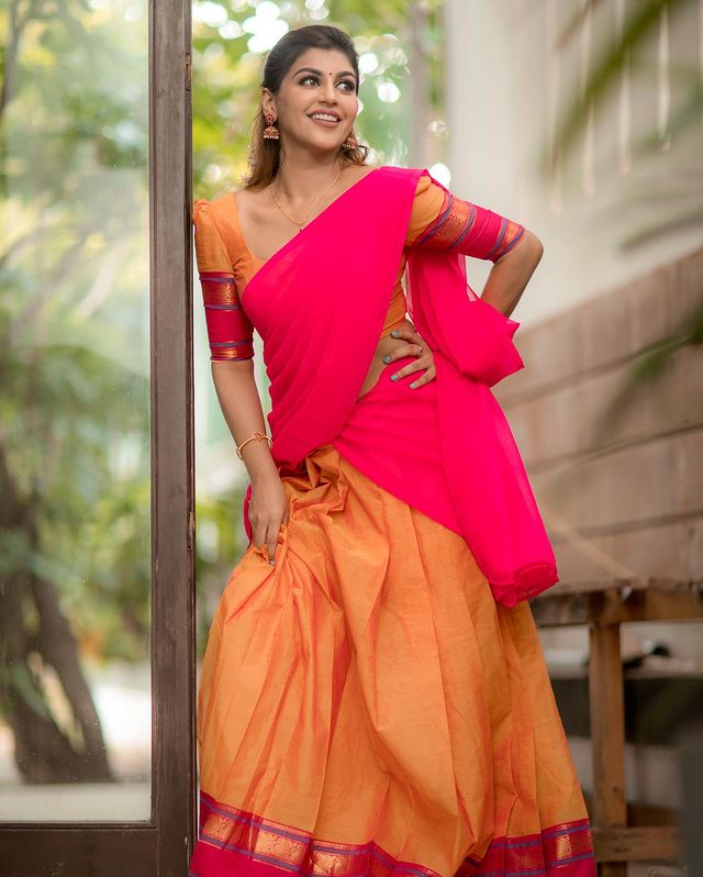 Actress yashika anandh hot photos in half saree goes viral