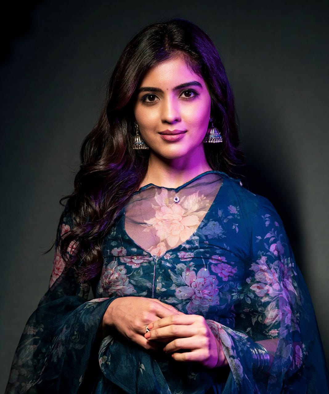 Actress amritha aiyer hot photos in different dress