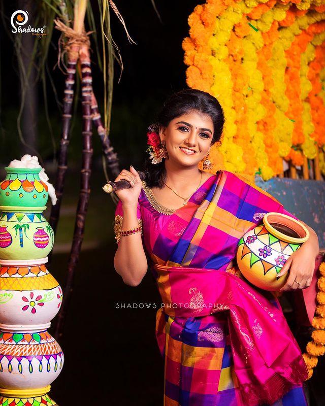 Actress gabriella charlton hot photos in village girl type look