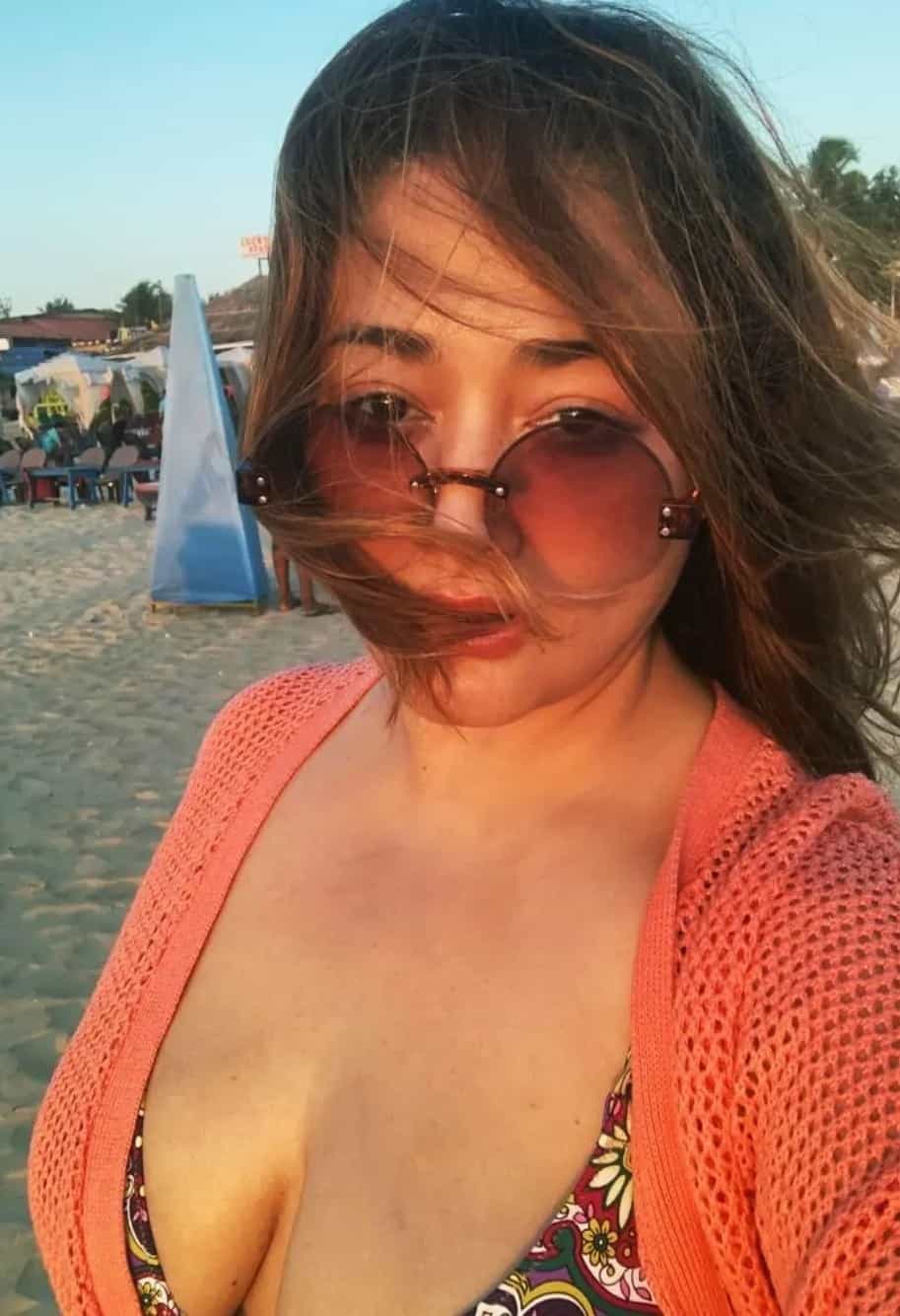 Actress kiran rathod hot photos in inners shocked fans on net