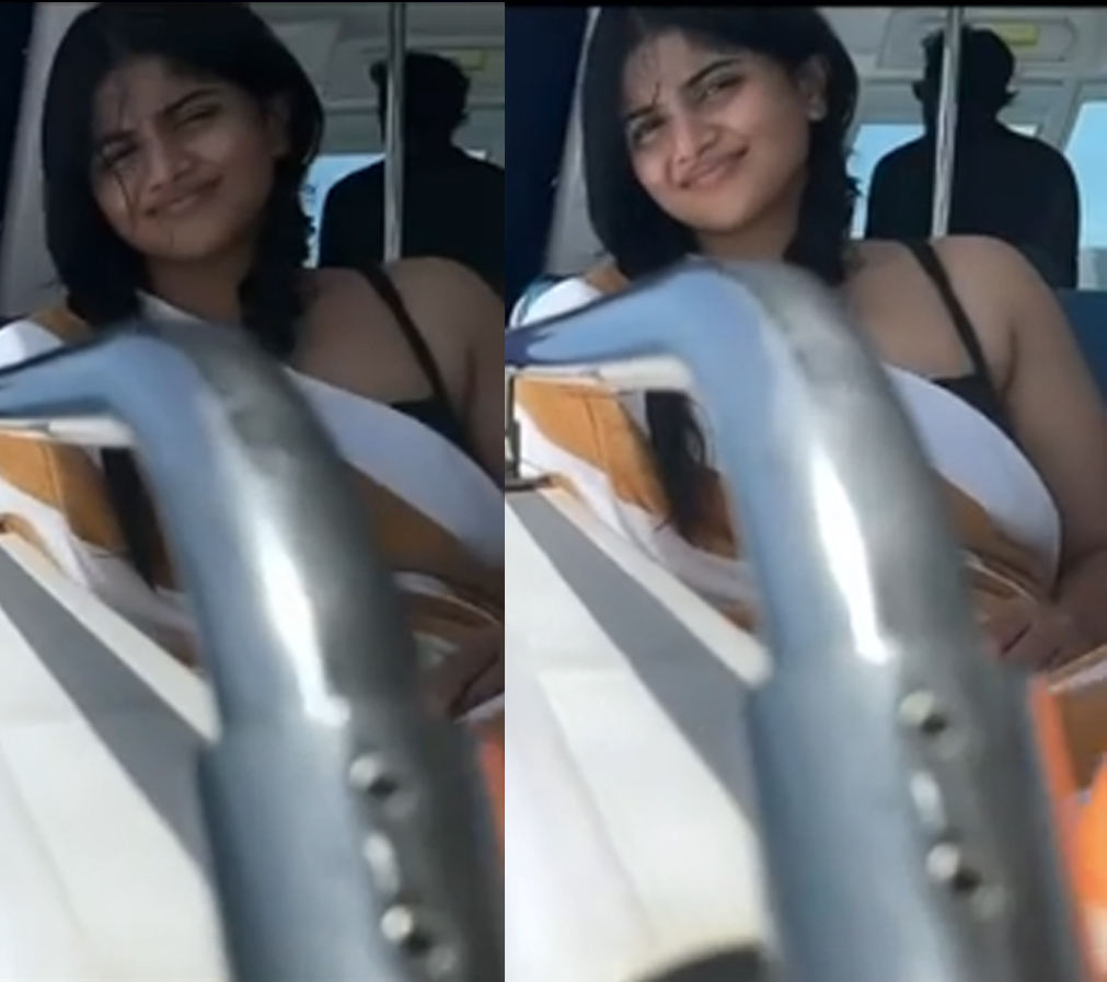 Actress megha akash hot latest photos in towel