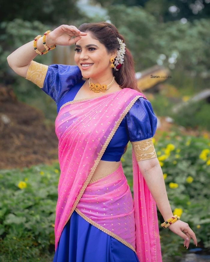 Actress sherin shringar hot photos in pink half saree on celebration