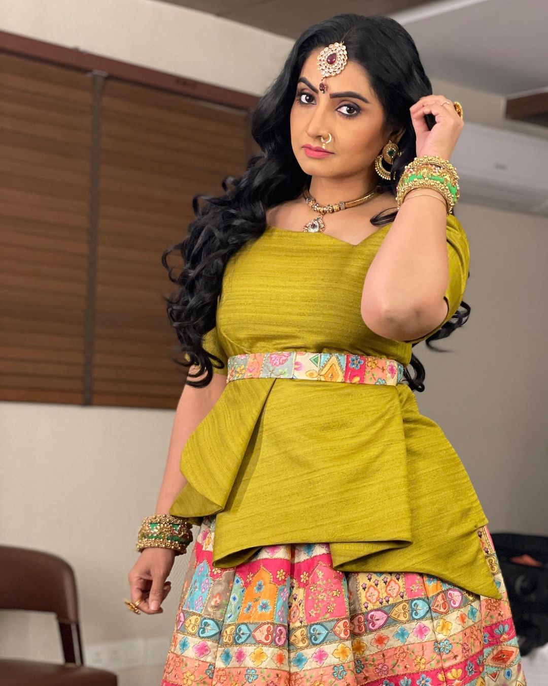 Pandian stores fame sujitha dhanush hot photos in modern dress