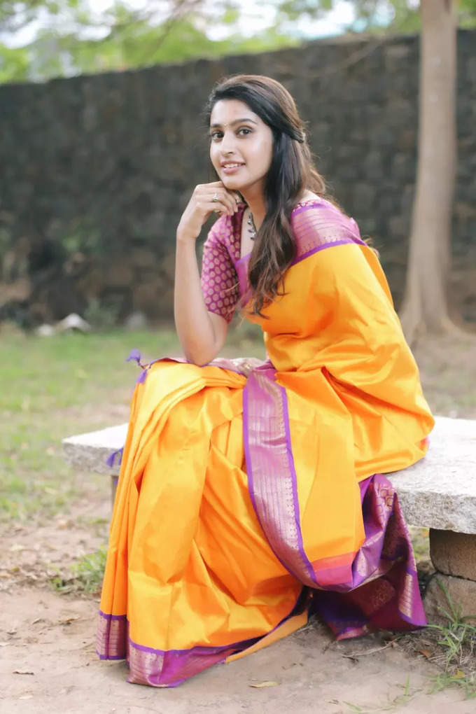 Actress tanya ravichandran hot and traditional photos in saree