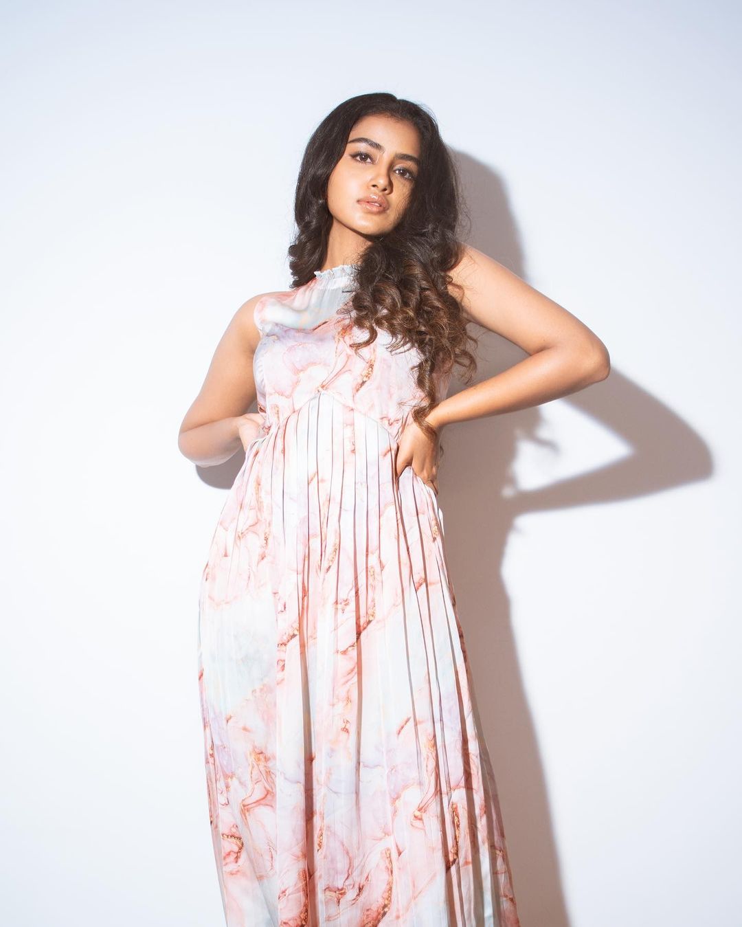 Actress anupama parameswaran hot photos in long maxi dress