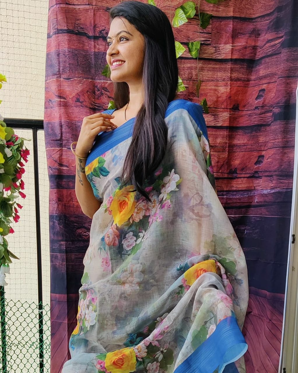 Actress rachitha mahalakshmi hot photos in traditional saree