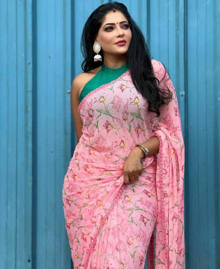 Actress reshma pasupuleti hot photos in pink saree