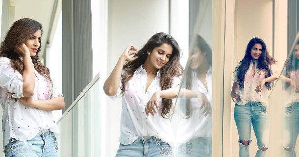 Biggboss samyuktha hot gym dress photos viral