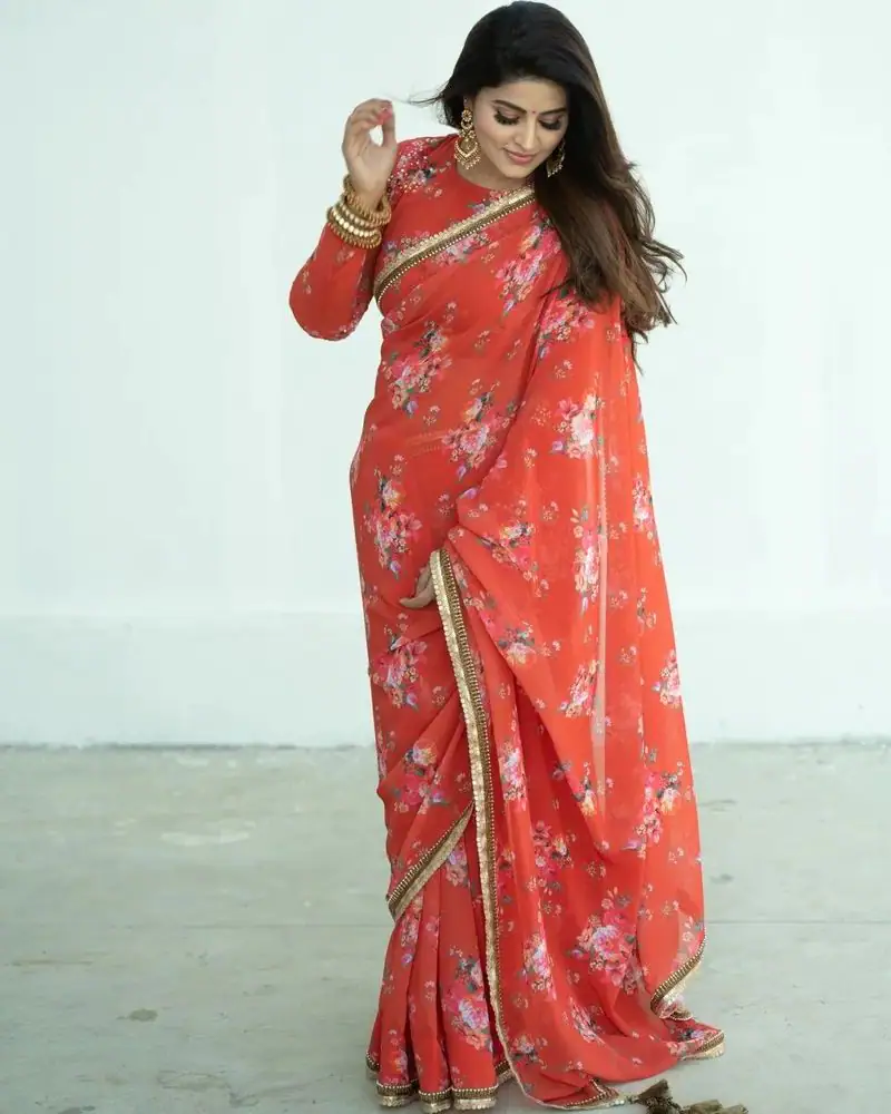 Actress sneha hot photos latest photoshoot goes viral