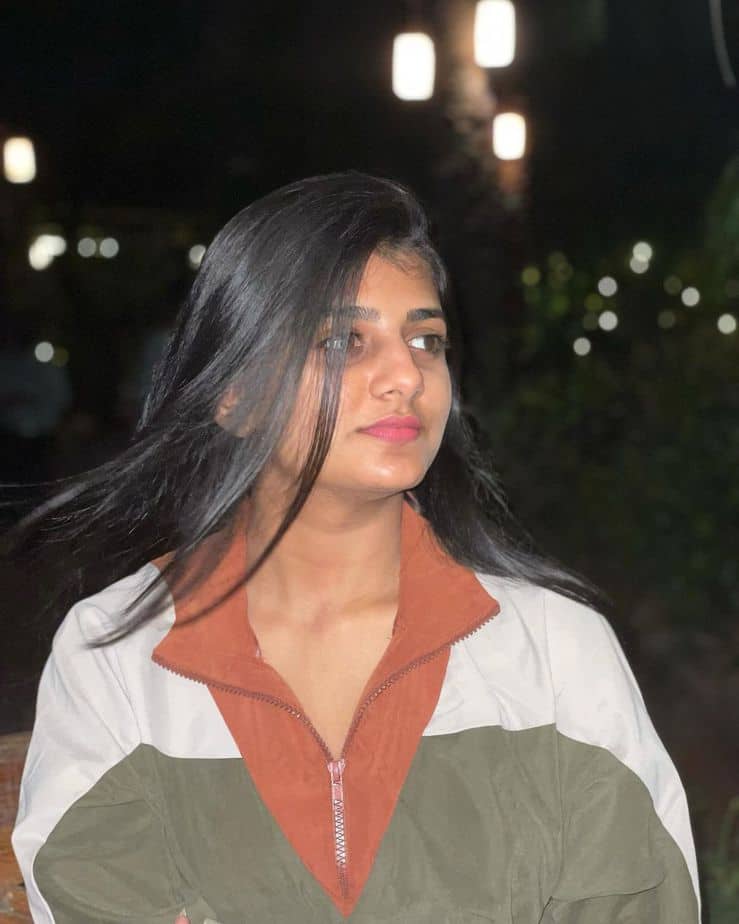 Actress gabriella charlton hot photos covered with jerkin