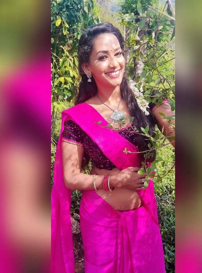 Actress sanjana singh hot photos in top angle pose shocks followers