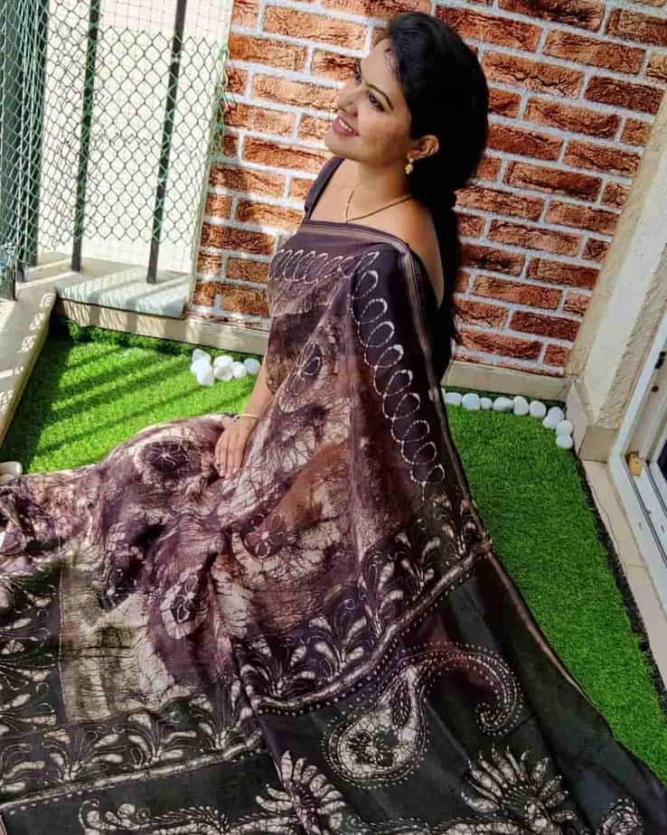 Actress rachitha mahalakshmi hot traditional photos in full form saree