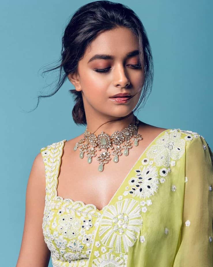 Keerthy suresh hot photos in mild green leaf color lehenga