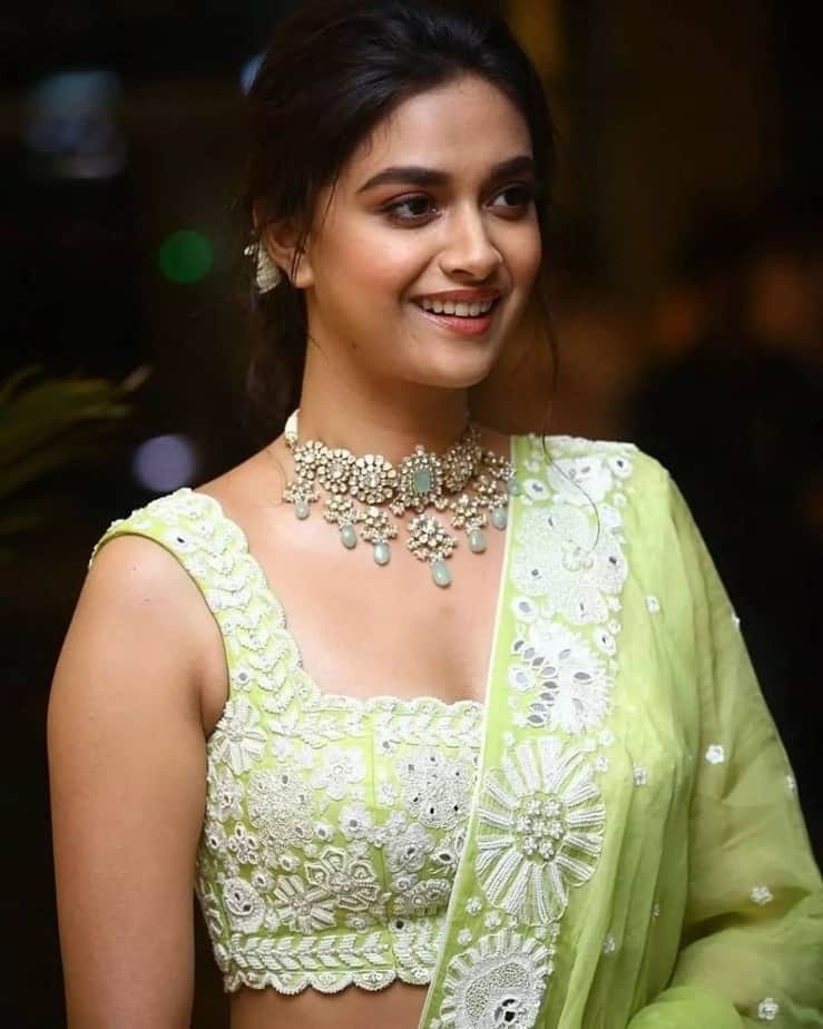 Keerthy suresh hot photos in mild green leaf color lehenga