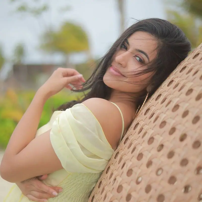 Anju kurian cute hot photos viral on net