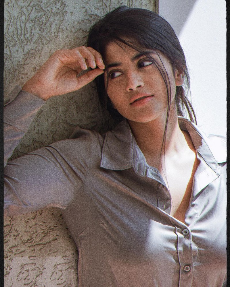 Megha akash hot photos in tight formal shirt viral on net