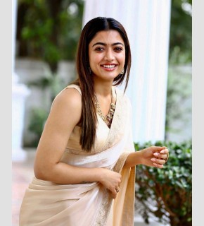 Rashmika mandanna photoshoot in golden colour saree