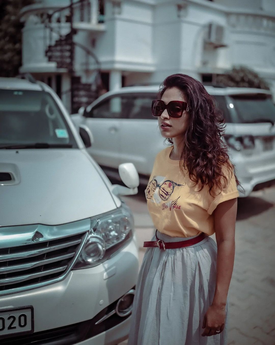 Amala paul hot photos styling in modern dress