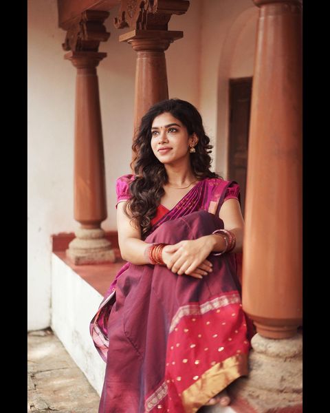 Dushara vijayan traditional photoshoot in half saree