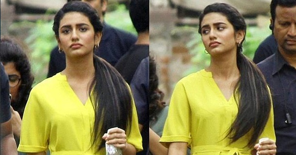 Priya varrier hot photos in traditional saree goes viral on net