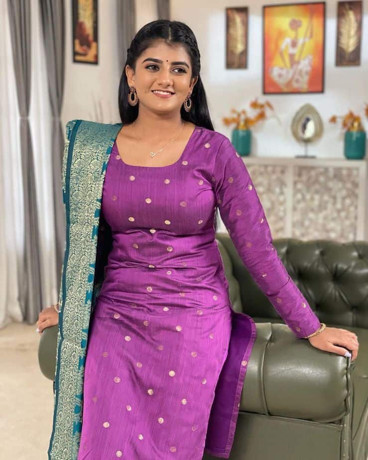 Gabriella charlton hot chudithar pics