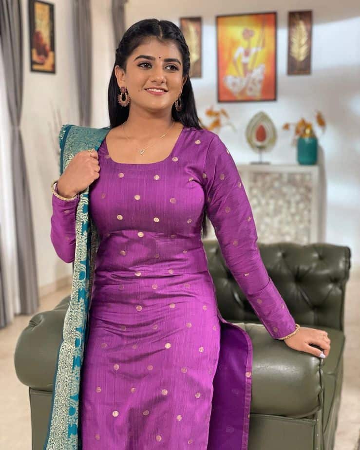 Gabriella charlton hot chudithar pics