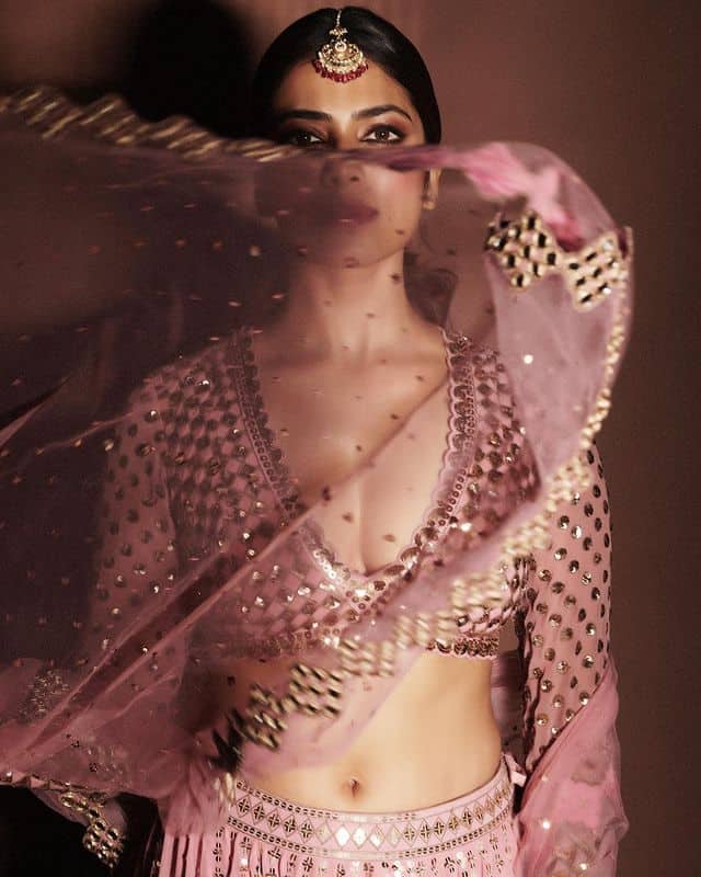 Malavika mohanan hot photos in grand lehenga dress viral on internet
