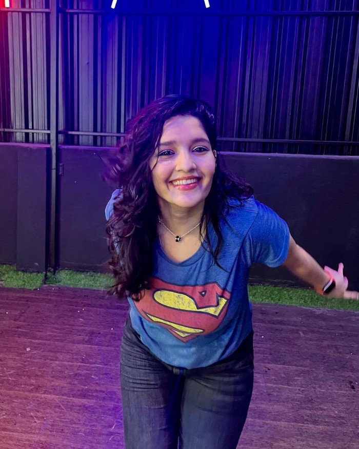 Rithika singh hot pose viral on net trending on social media