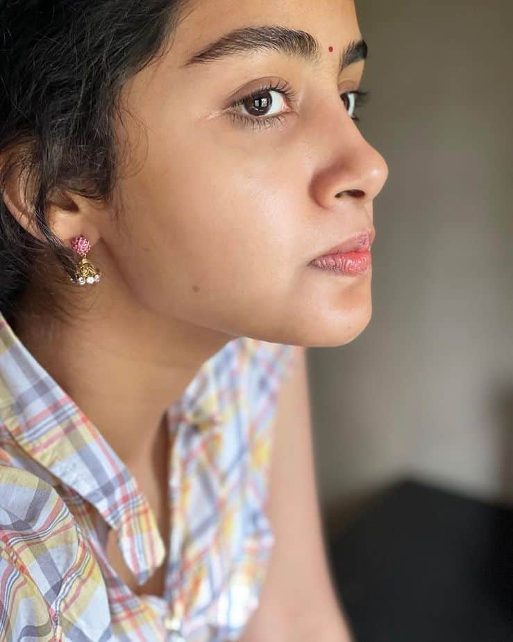 Anupama parameswaran close up photos viral on net