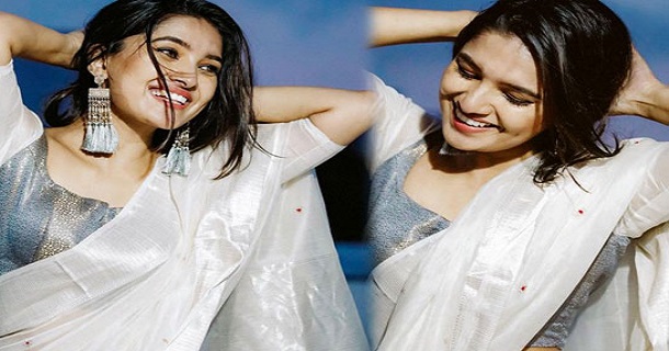 Vani bhojan yoga workout in terrace cute photos