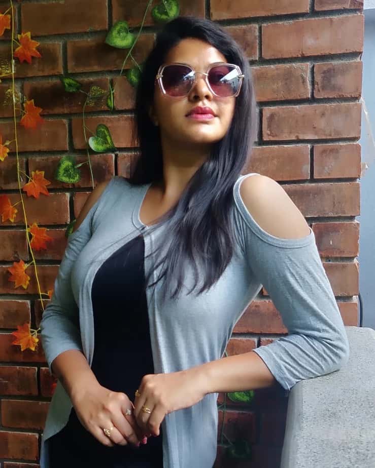 Rachitha mahalakshmi posing in modern dress pics viral