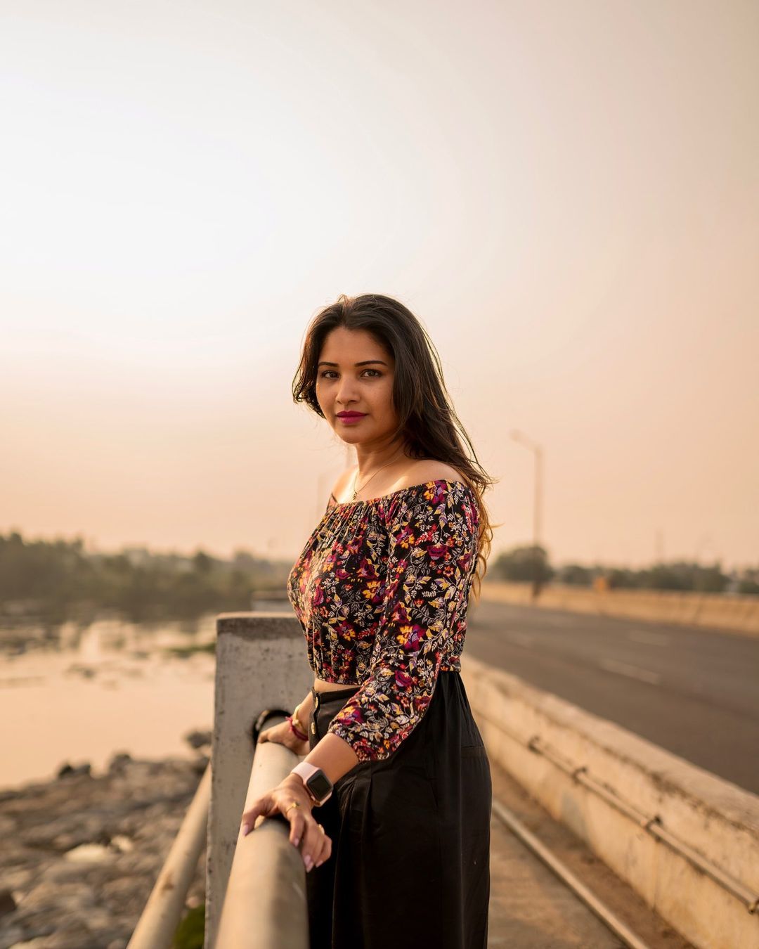 Sharanya turadi hot photos goes viral on net