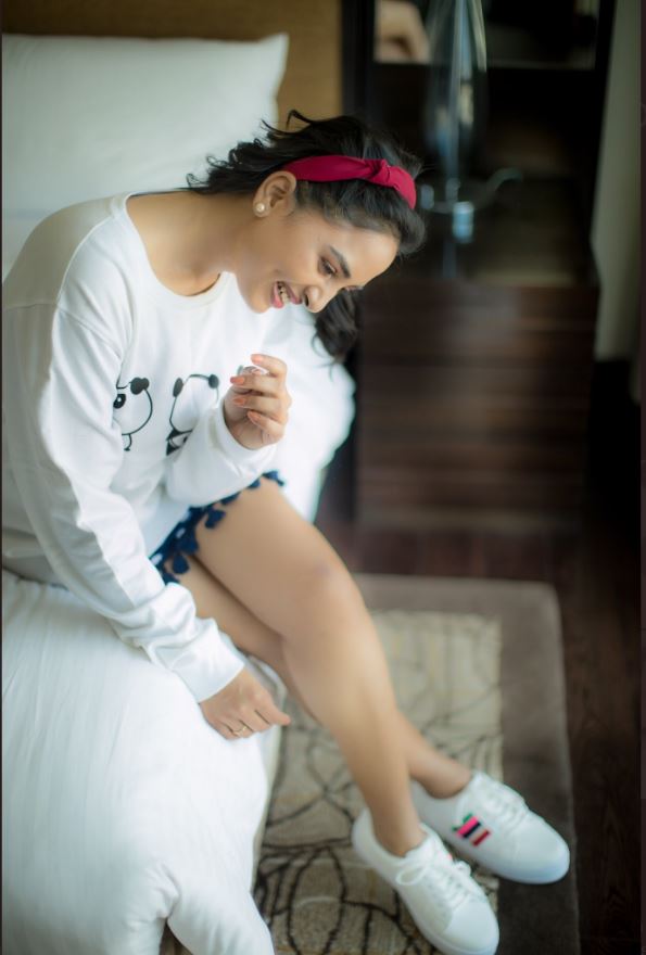 Srushti dange hot photos lying on bed with different expressions goes viral