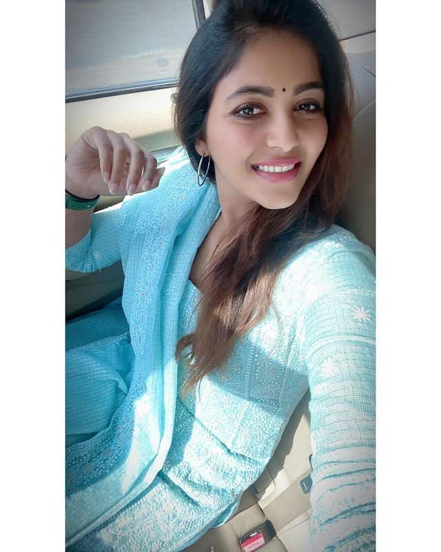 Anjali cute selfie photos inside car posing viral